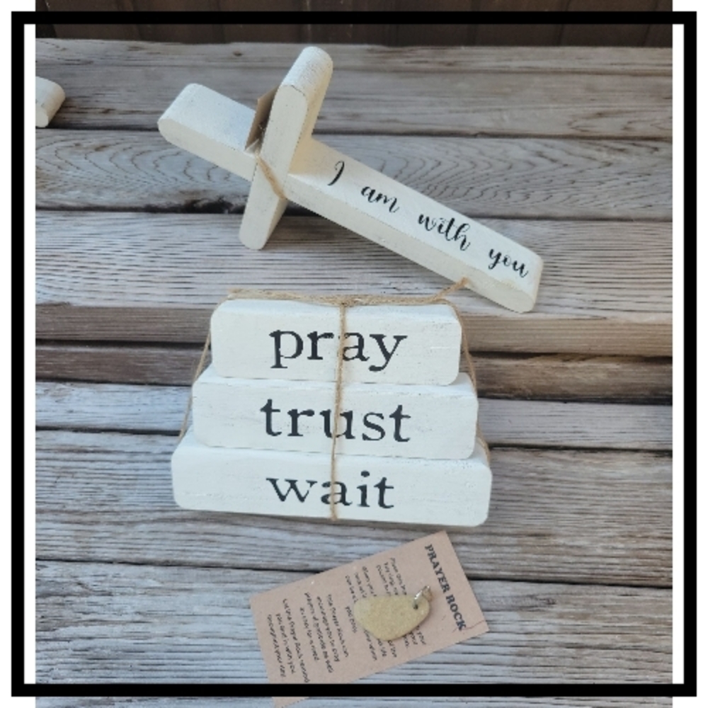 Rustic White Faith-Inspired Wall Decor Set
